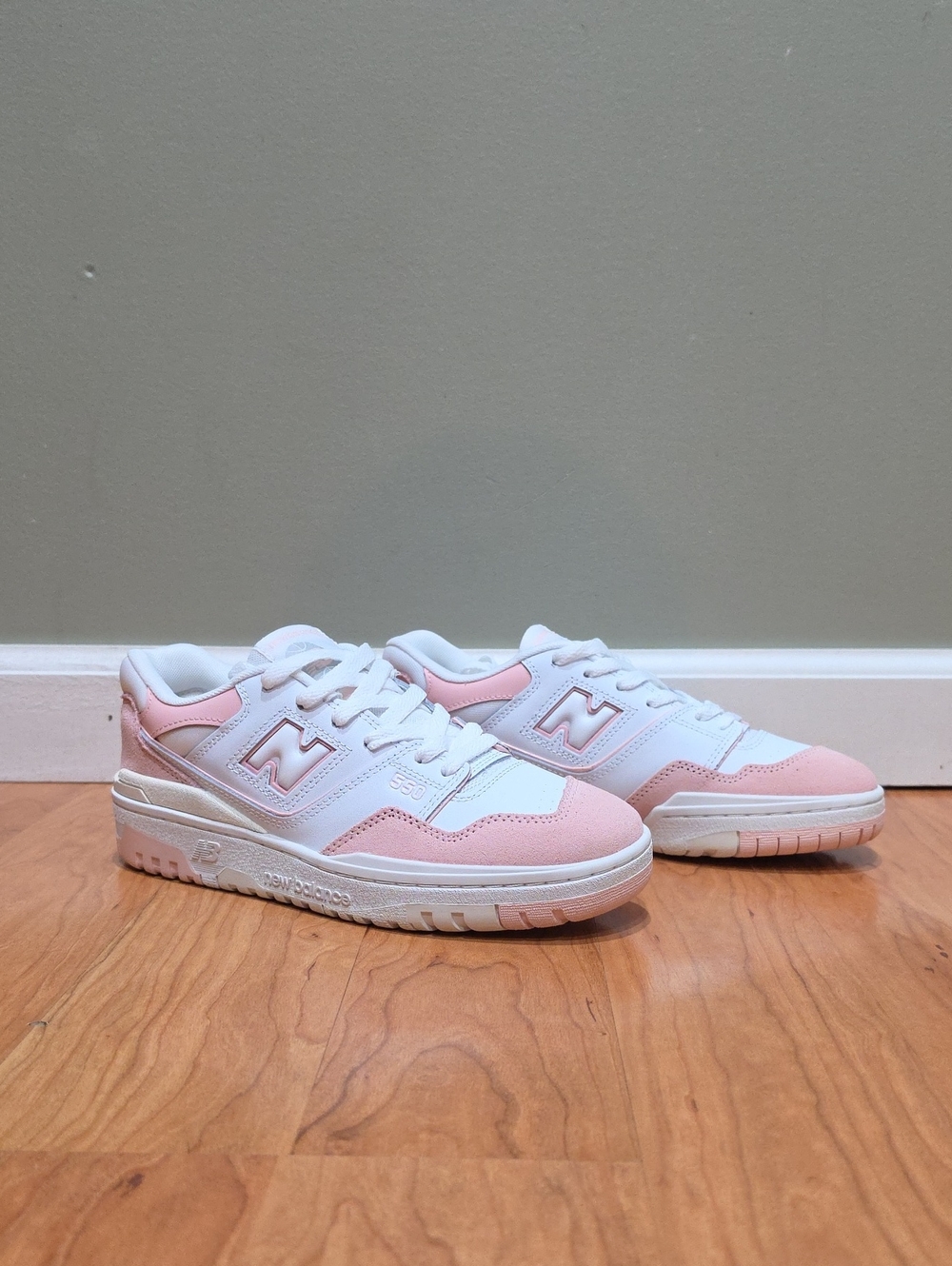 ✨ NIB New Balance 550 White Pink Sand 👟 Fits Women’s 8! (6.5Y)